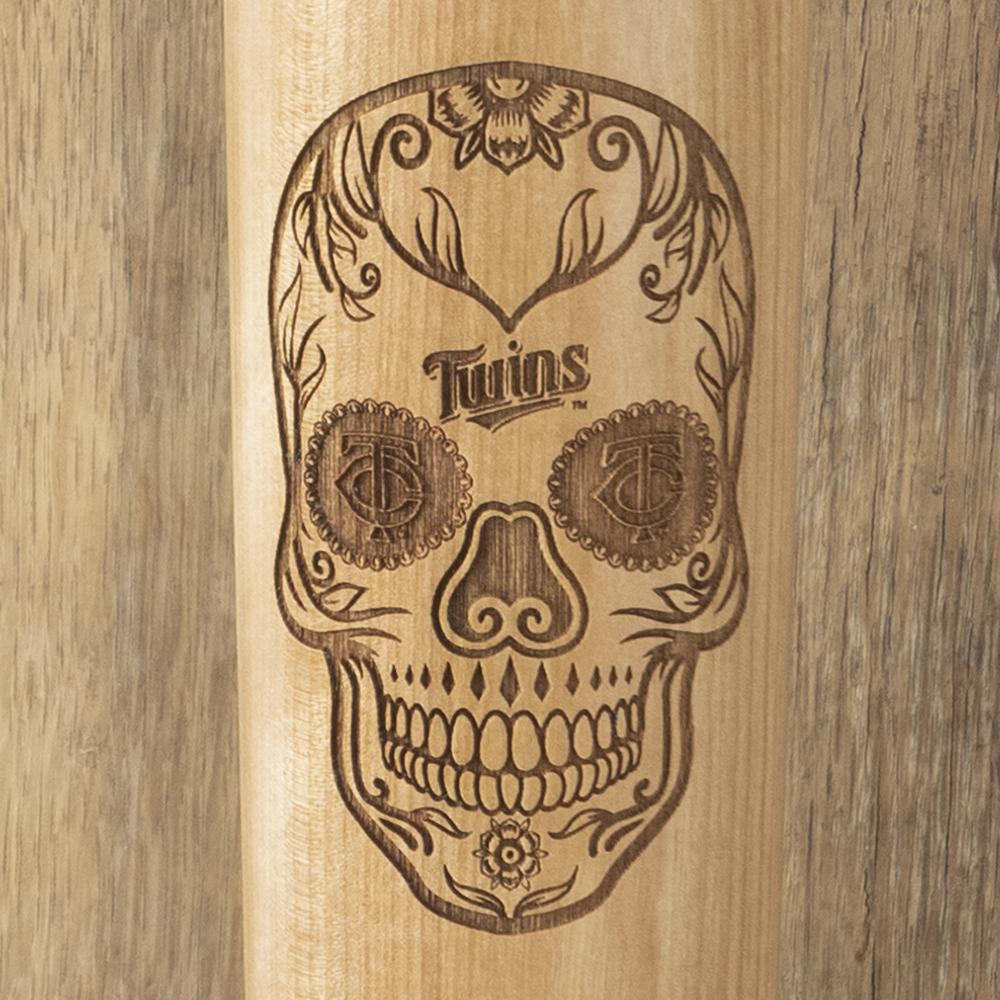 Minnesota Twins Sugar Skull Baseball Bat Mug Details