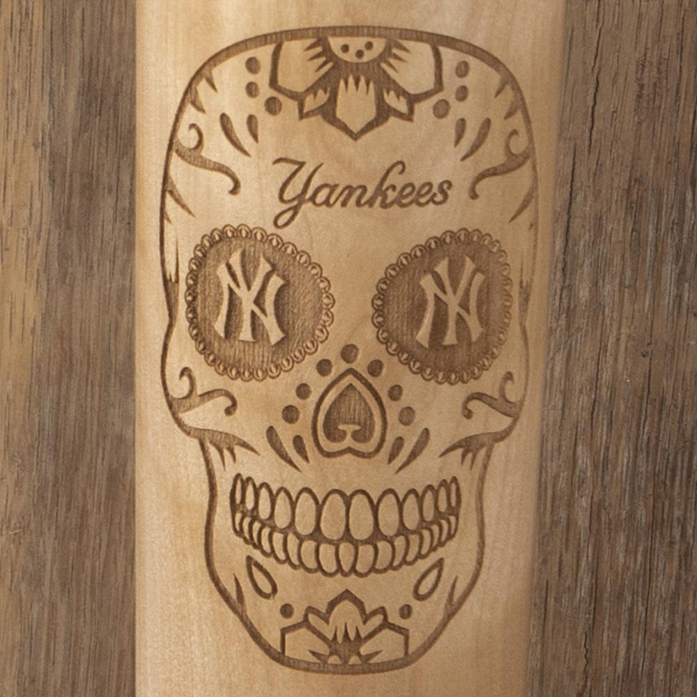 New York Yankees Sugar Skull Baseball Bat Mug Details